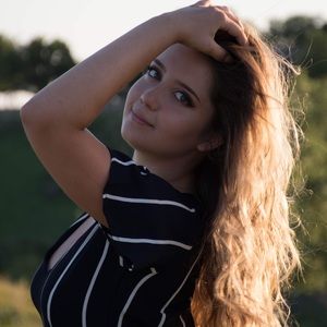 Meet your Posher, Hailey